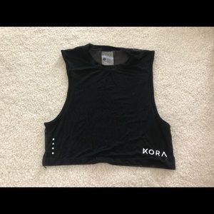 KORA Active Crop Tanktop